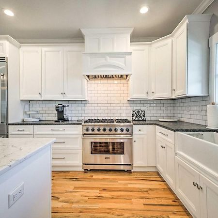 Bright Coastal Abode With Porch And Beach Access! Каролина Бийч Екстериор снимка