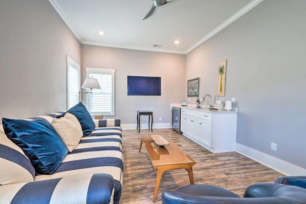 Bright Coastal Abode With Porch And Beach Access! Каролина Бийч Екстериор снимка